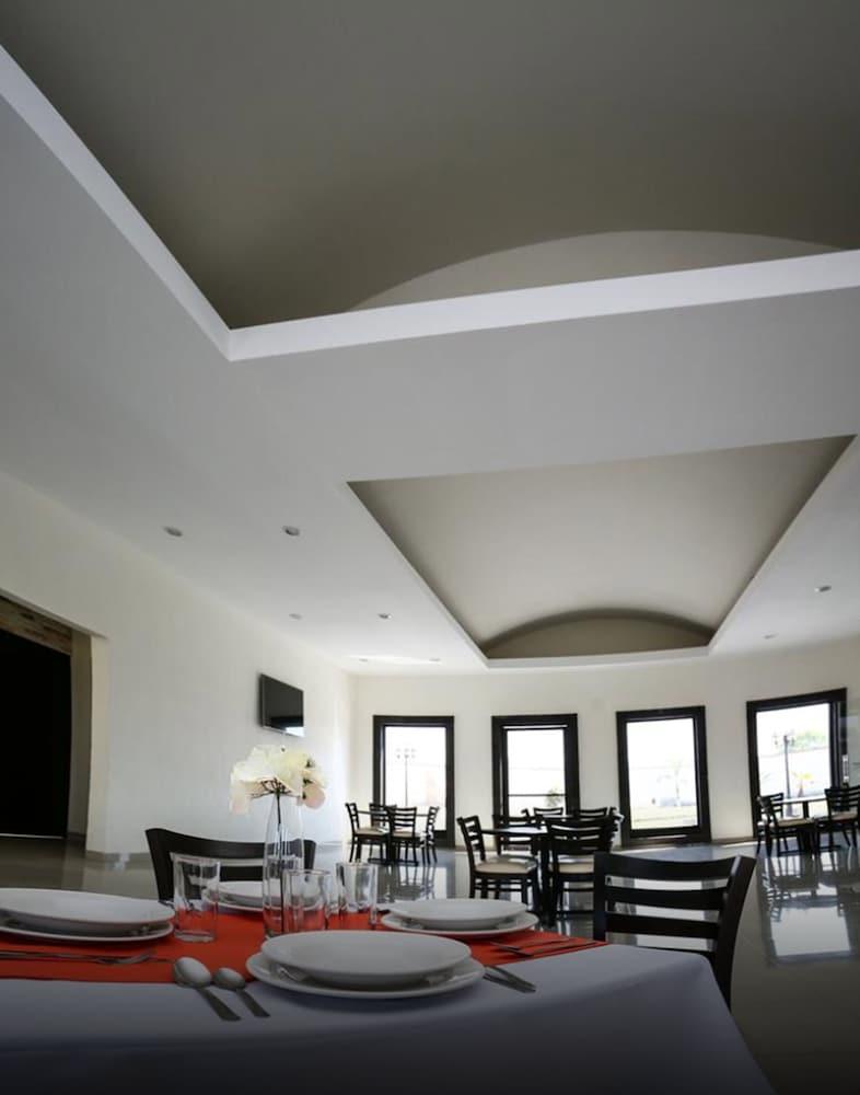 San Juan del Río Hotel Victoria Inn מראה חיצוני תמונה